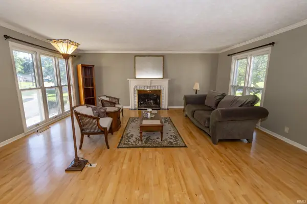 1704 Brookwood Dr. ***, Elkhart, IN 46514-4237