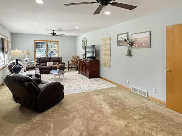 110 E 32nd ST, Jasper, IN 47546