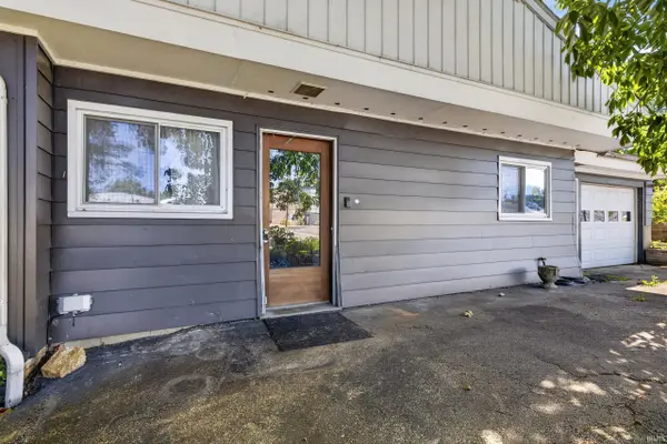 1526 25th ST, Bedford, IN 47421