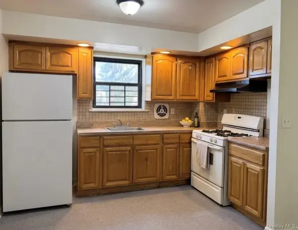 1792 Lacombe AVE, Bronx, NY 10473