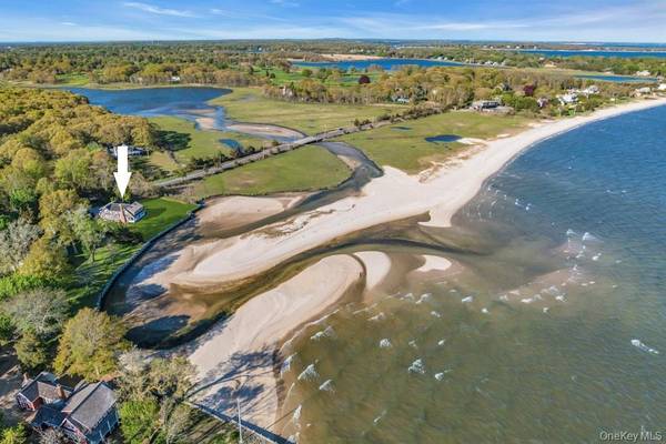 10450 New Suffolk AVE, Cutchogue, NY 11935