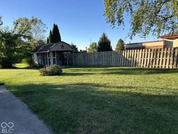 502 Osborne AVE, Pittsboro, IN 46167
