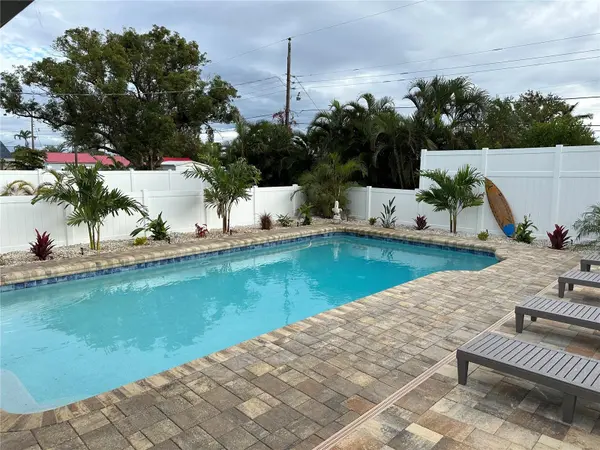 215 60TH ST NW, Bradenton, FL 34209
