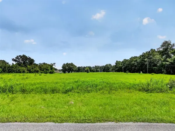 5271 CR 542F, Bushnell, FL 33513