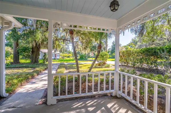 472 MAYFAIR CIR, Orlando, FL 32803
