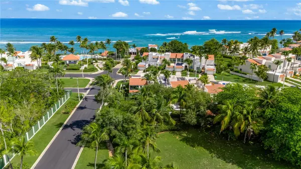 53 CALLE ARRECIFE, Dorado, PR 00646
