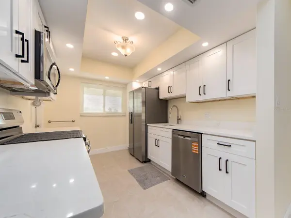 270 SKIFF PT #B3, Clearwater, FL 33767