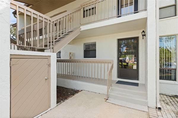 1200 TARPON WOODS BLVD #S4, Palm Harbor, FL 34685