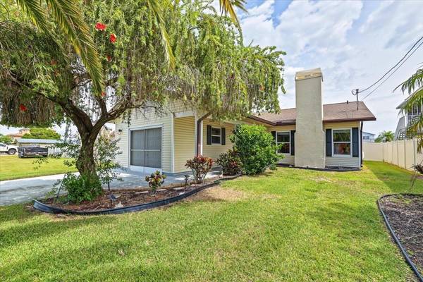 4140 DES PREZ CT, Hernando Beach, FL 34607