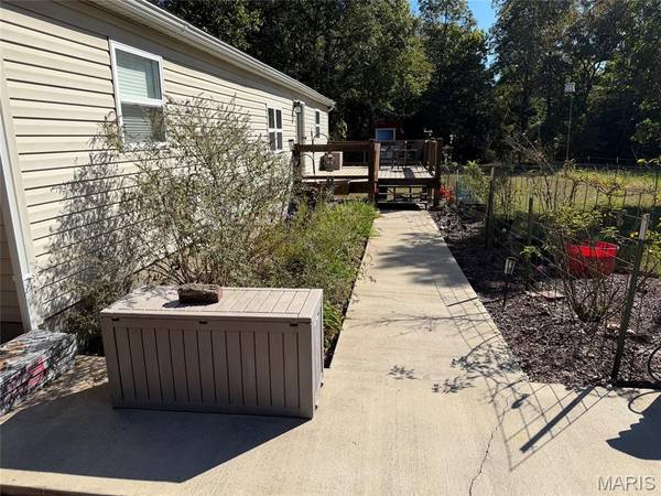 512 Wayne 336, Piedmont, MO 63957