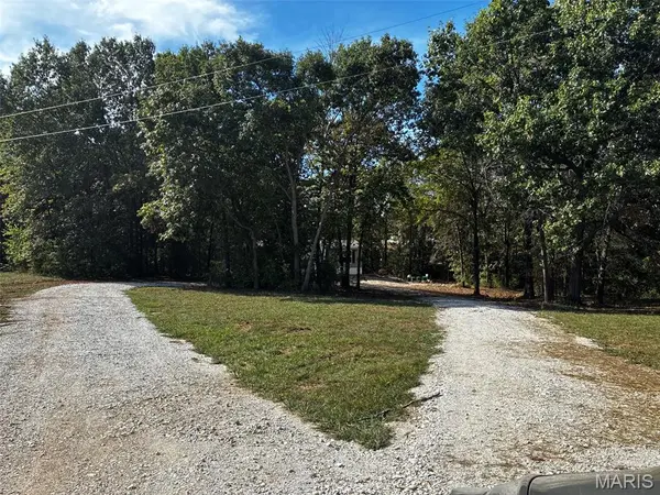 3140 Creek RD, Moscow Mills, MO 63362