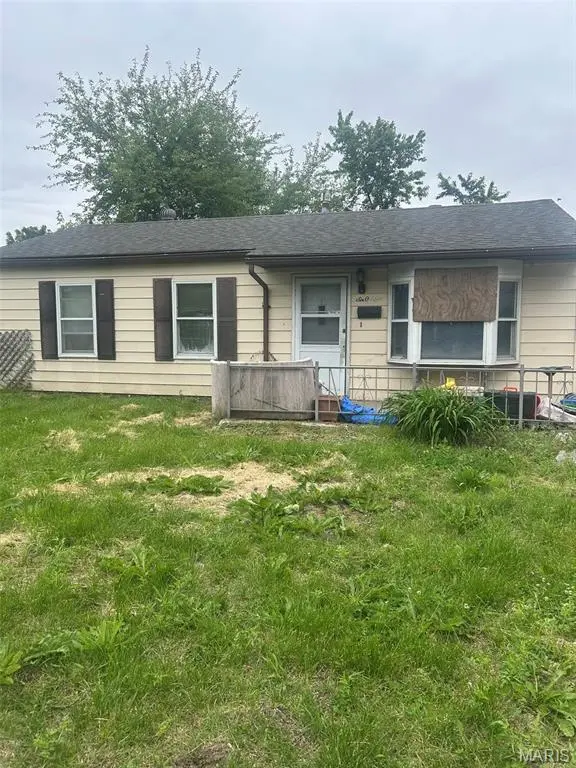 608 St Monica DR, Cahokia, IL 62206