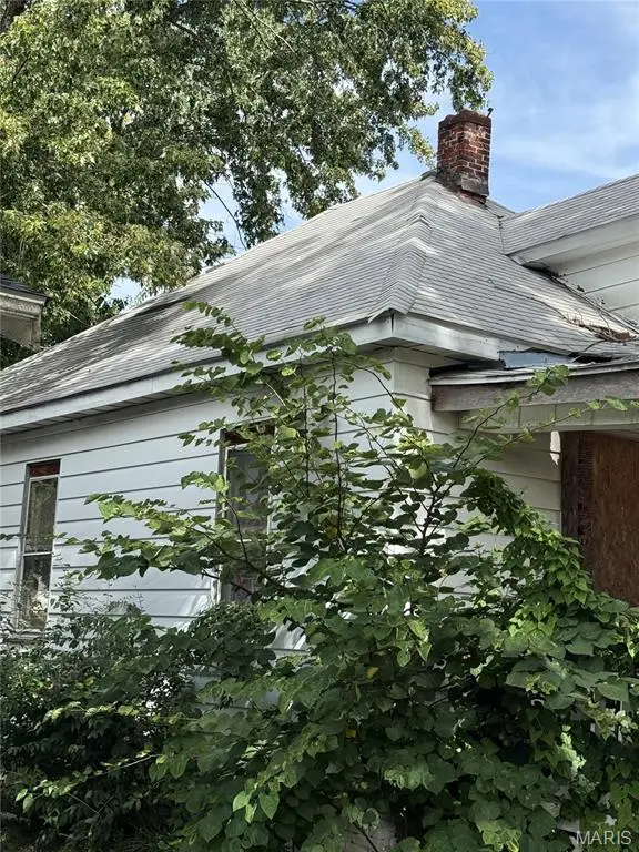 1096 W green, Decatur, IL 62522