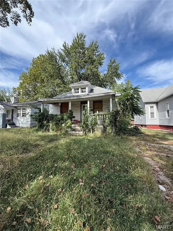 1096 W green, Decatur, IL 62522