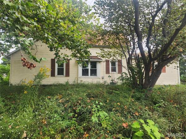 108 W Illinois ST, Sorento, IL 62086