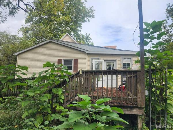 108 W Illinois ST, Sorento, IL 62086