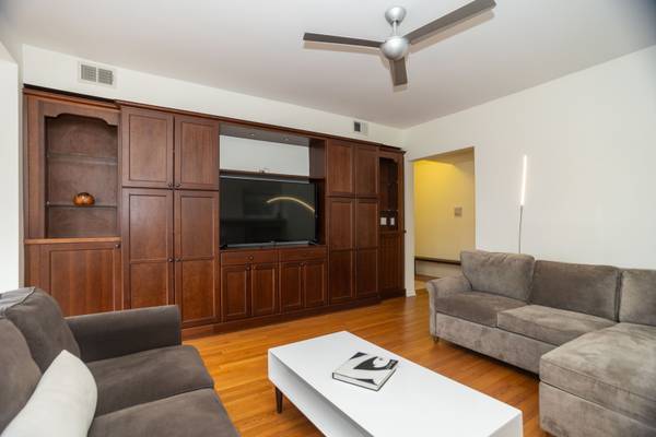 2734 W ARGYLE ST #3, Chicago, IL 60625