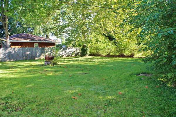39 Lynwood DR, Morris, IL 60450