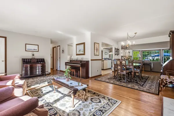 1035 Theresa DR, Mattituck, NY 11952