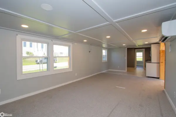 515 W 5th Street, Washington, IA 52353