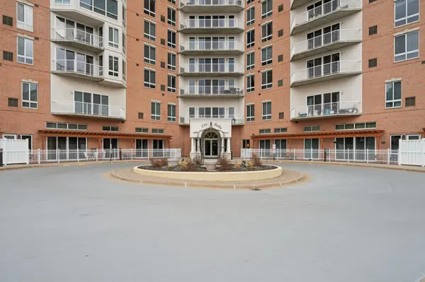 6600 Lyndale AVE S #402, Richfield, MN 55423