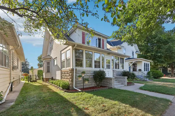 655 Simpson ST, Saint Paul, MN 55104