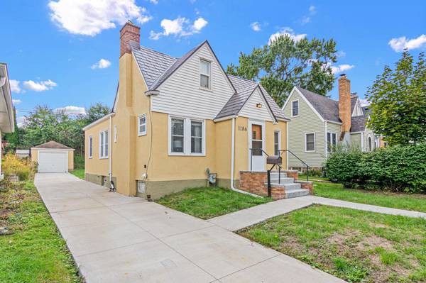1186 Englewood AVE, Saint Paul, MN 55104
