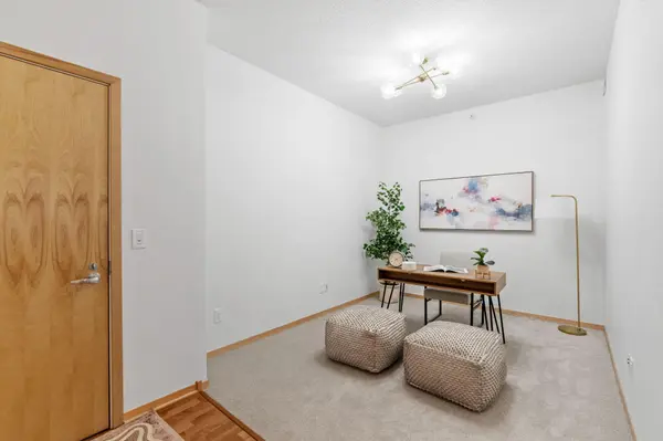 4525 Park Commons DR #521, Saint Louis Park, MN 55416