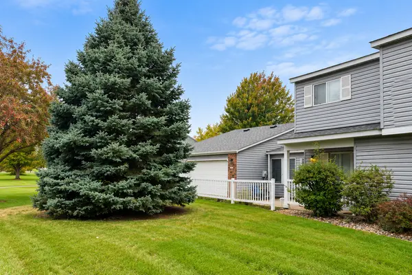 7698 157th ST W, Apple Valley, MN 55124