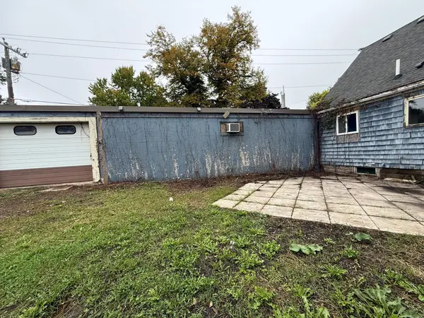 1302 Saint Joseph AVE, Albert Lea, MN 56007