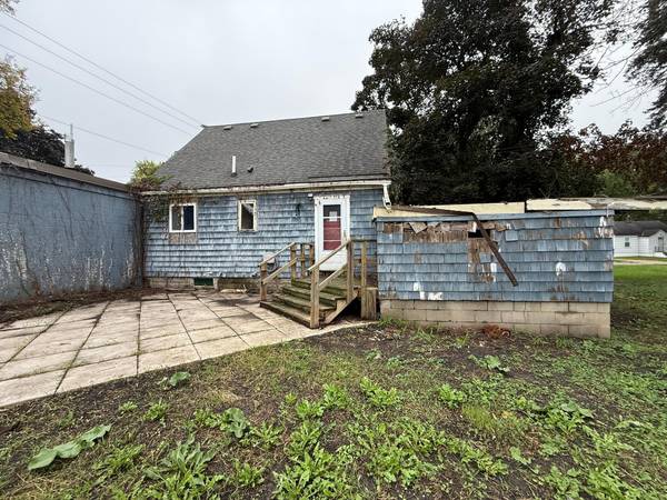 1302 Saint Joseph AVE, Albert Lea, MN 56007
