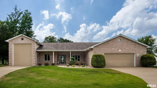 1535 HOWARD RD, Marion, IL 62959