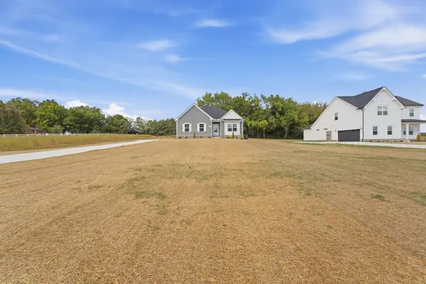 2120 Powell Ln, Lewisburg, TN 37091