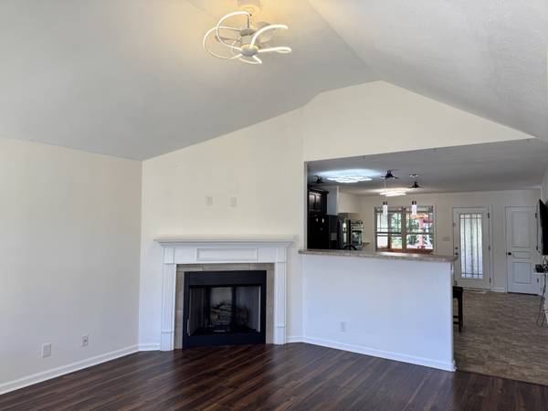 222 Hillview Way, Springfield, TN 37172
