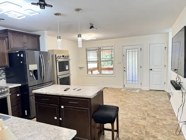 222 Hillview Way, Springfield, TN 37172