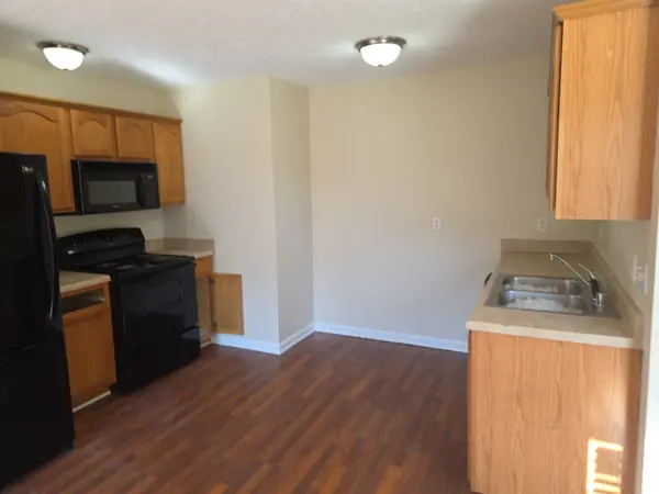 217 Grant Ave, Oak Grove, KY 42262