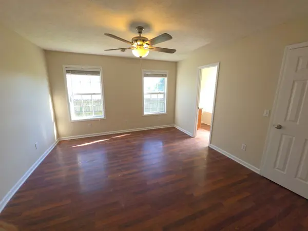 217 Grant Ave, Oak Grove, KY 42262