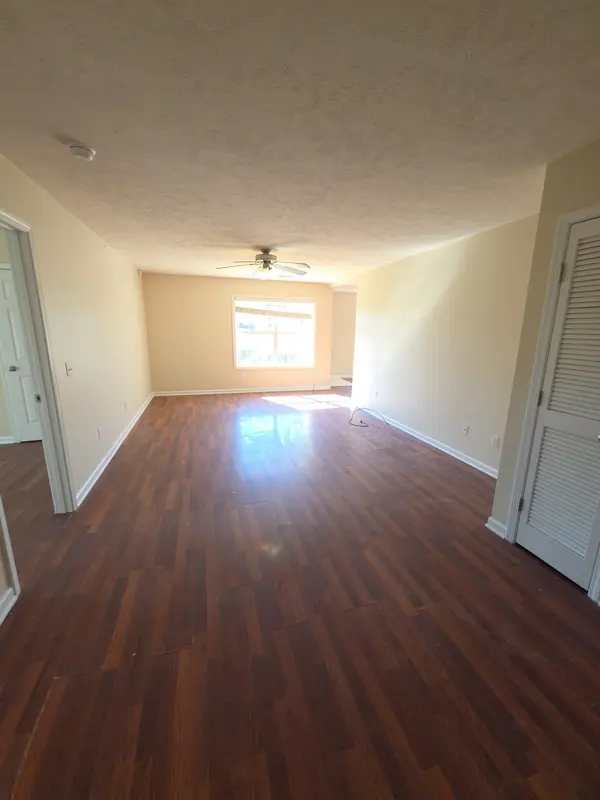 217 Grant Ave, Oak Grove, KY 42262