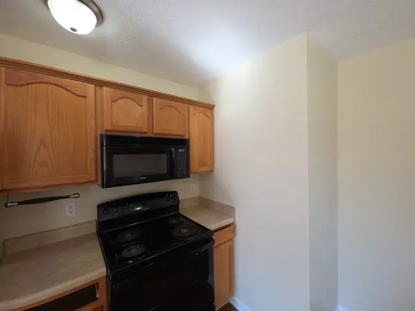 217 Grant Ave, Oak Grove, KY 42262
