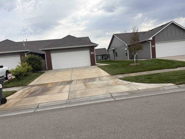 16424/16426 W Lynndale, Goddard, KS 67052