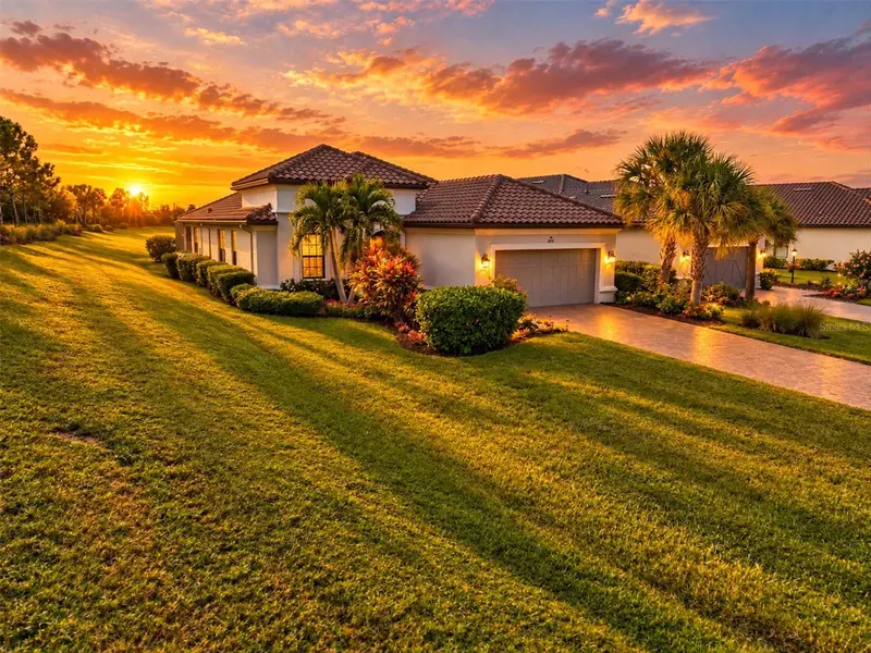 4736 TRENTO PL, Bradenton, FL 34211