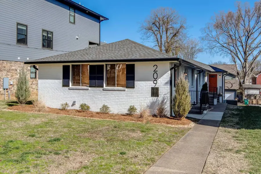 209 N 9th St, Nashville, TN 37206