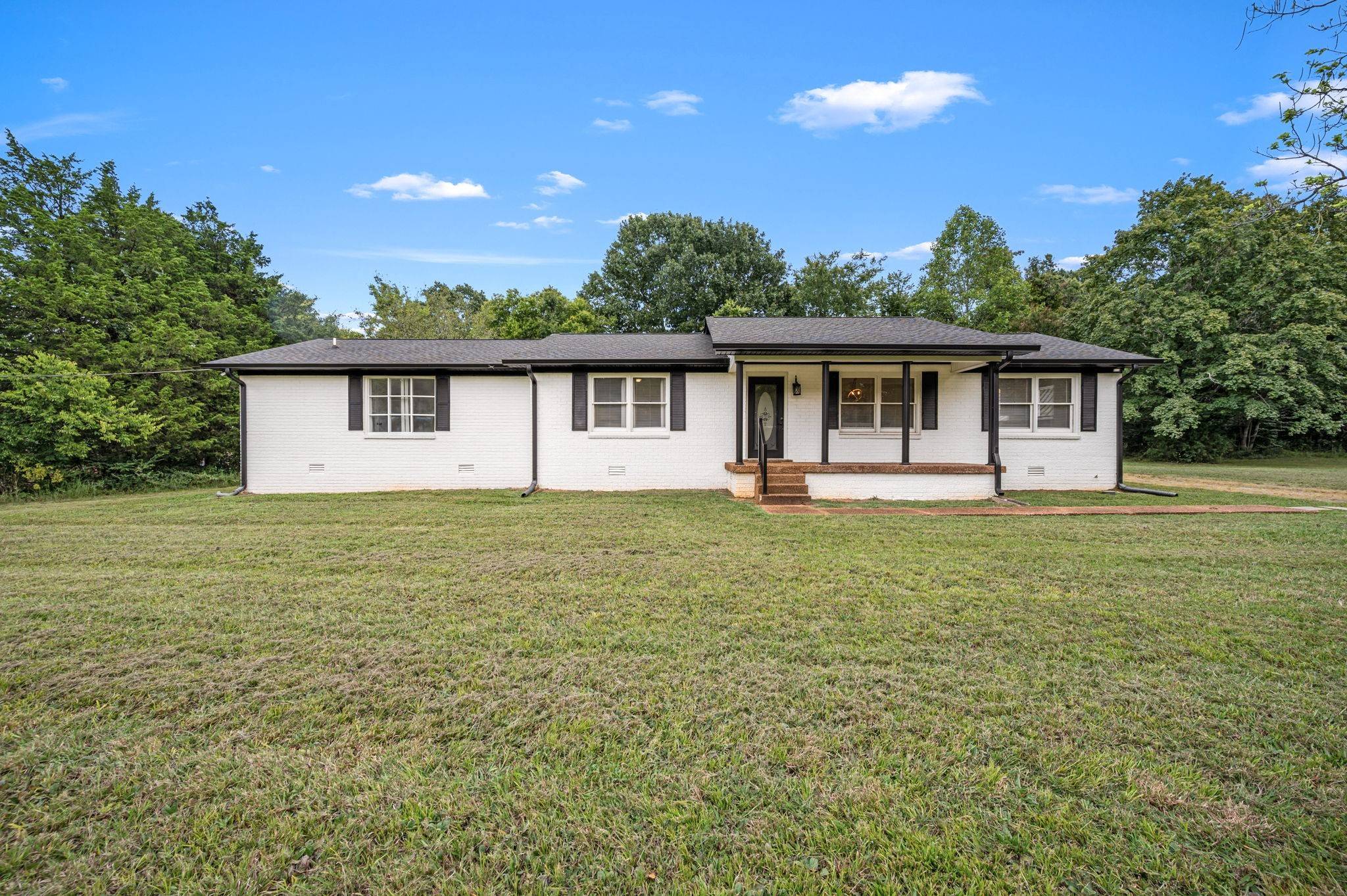 2904 Halls Hill Pike, Murfreesboro, TN 37130