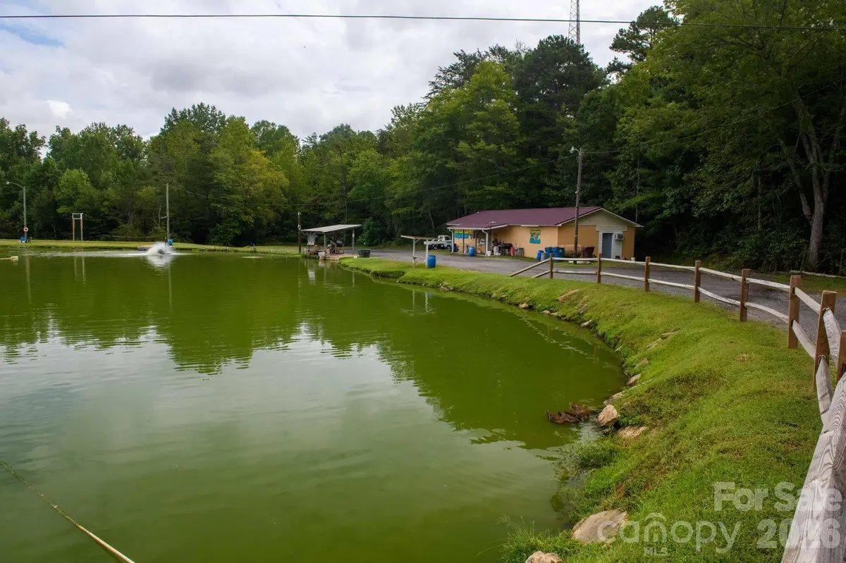4243 Poplar Lake DR, Granite Falls, NC 28630