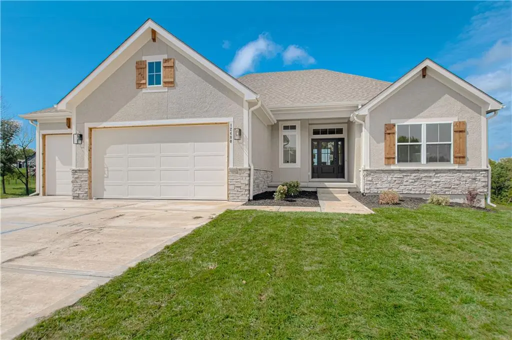 12480 Appaloosa ST, Platte City, MO 64079