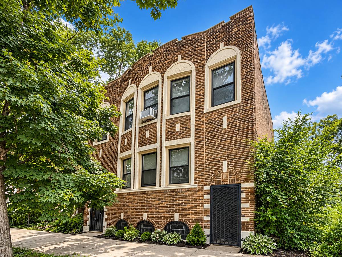 1817 S Harding AVE, Chicago, IL 60623