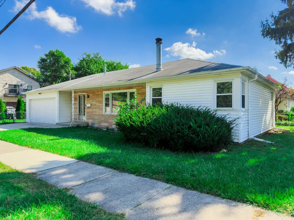 10101 S Kostner AVE, Oak Lawn, IL 60453