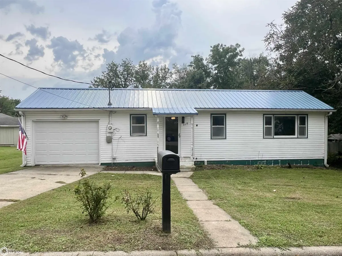 310 W Orange ST, Clarinda, IA 51632