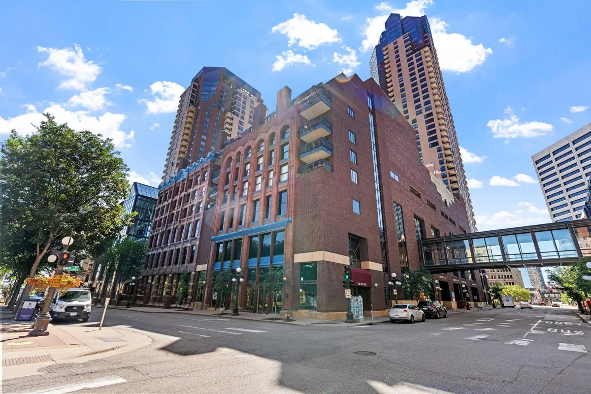 198 6th ST E #501, Saint Paul, MN 55101
