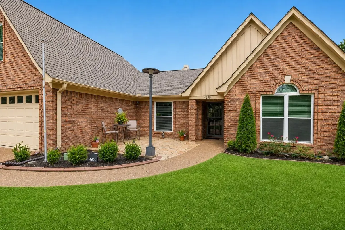 4690 SHADOW TREE CV, Bartlett, TN 38002